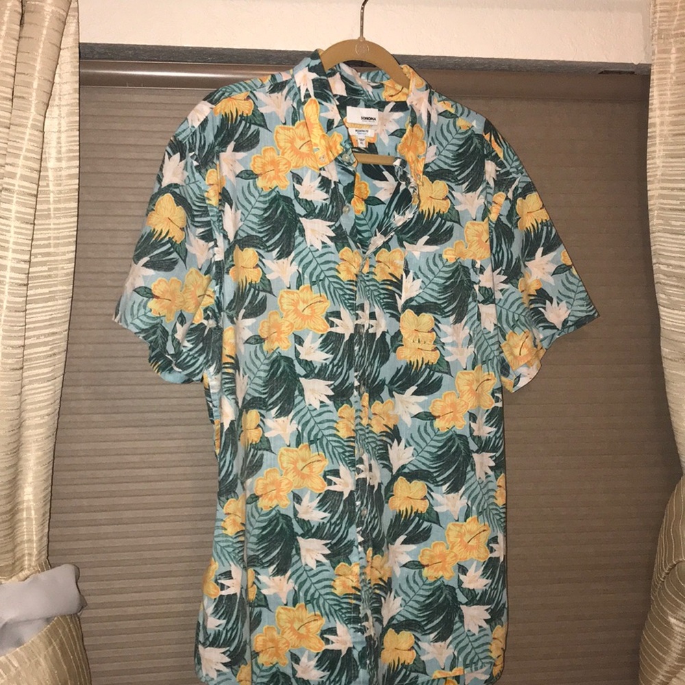 Hawaiian men’s shirt